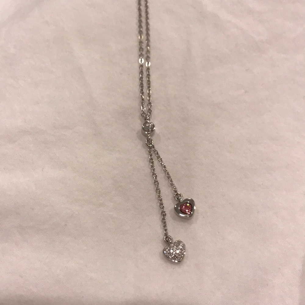 Dangling heart necklace
